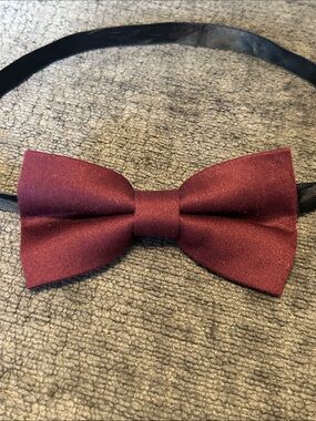 Classic Burgundy Bow Tie with Black Strap